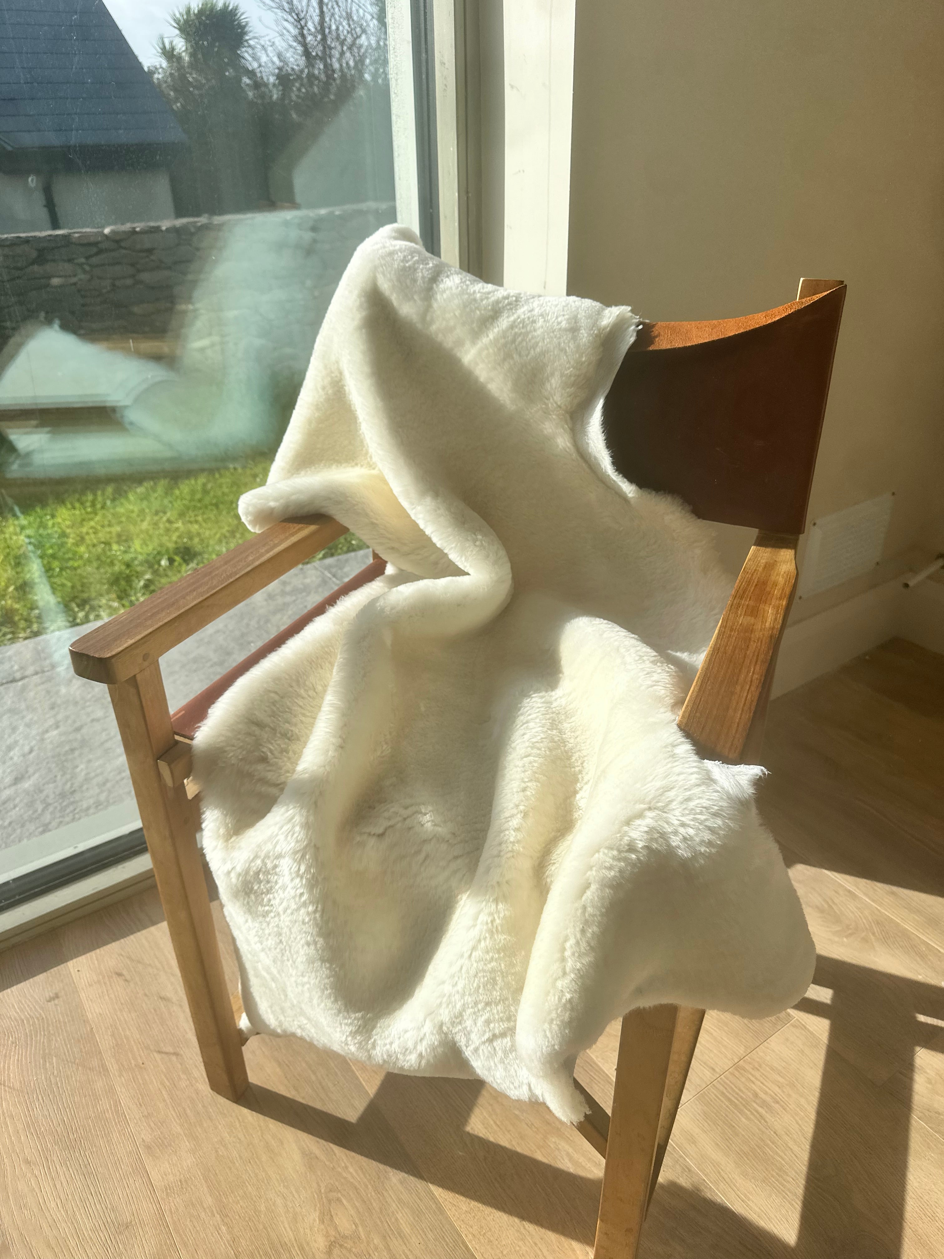 Knee Warmer Sheepskin Throw