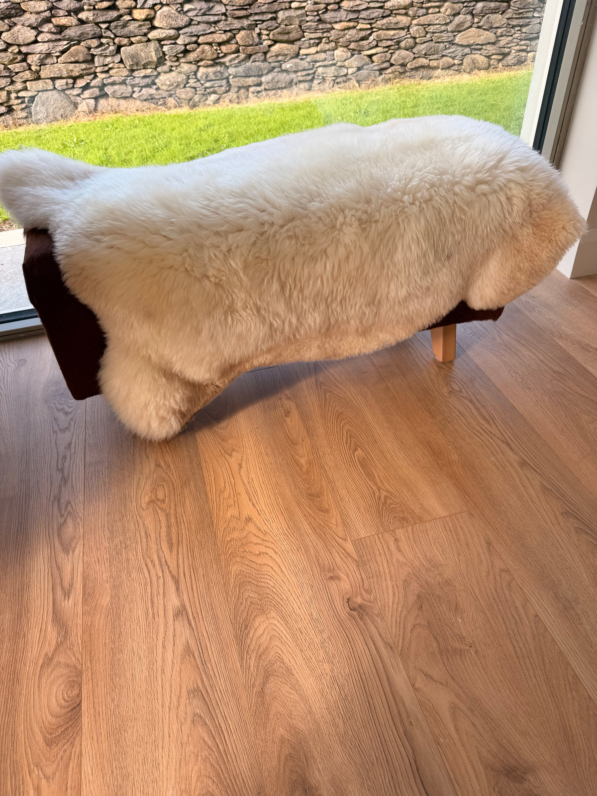 Atlantic Pearl Ivory Sheepskin Rug