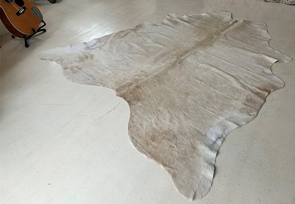 natural white cowhide rug