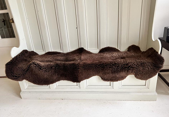 chocolate brown sheepskin rug