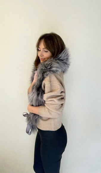 Shearling Neckwear/Scarf with Ribbon Tie