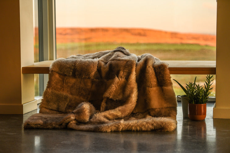 Lambskin Throw (Natural brown, fawn & cream)