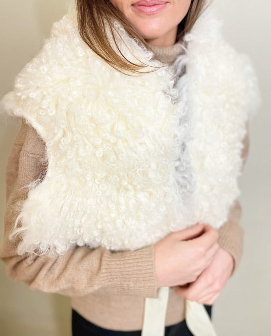 Shearling Neckwear/Scarf with Ribbon Tie