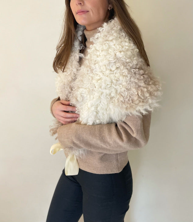 Shearling Neckwear/Scarf with Ribbon Tie