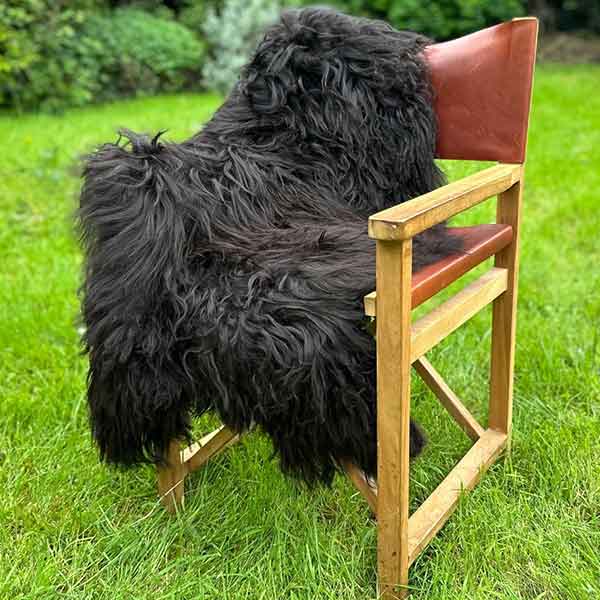 'Hazel' Dark Brown Shaggy Sheepskin Rug