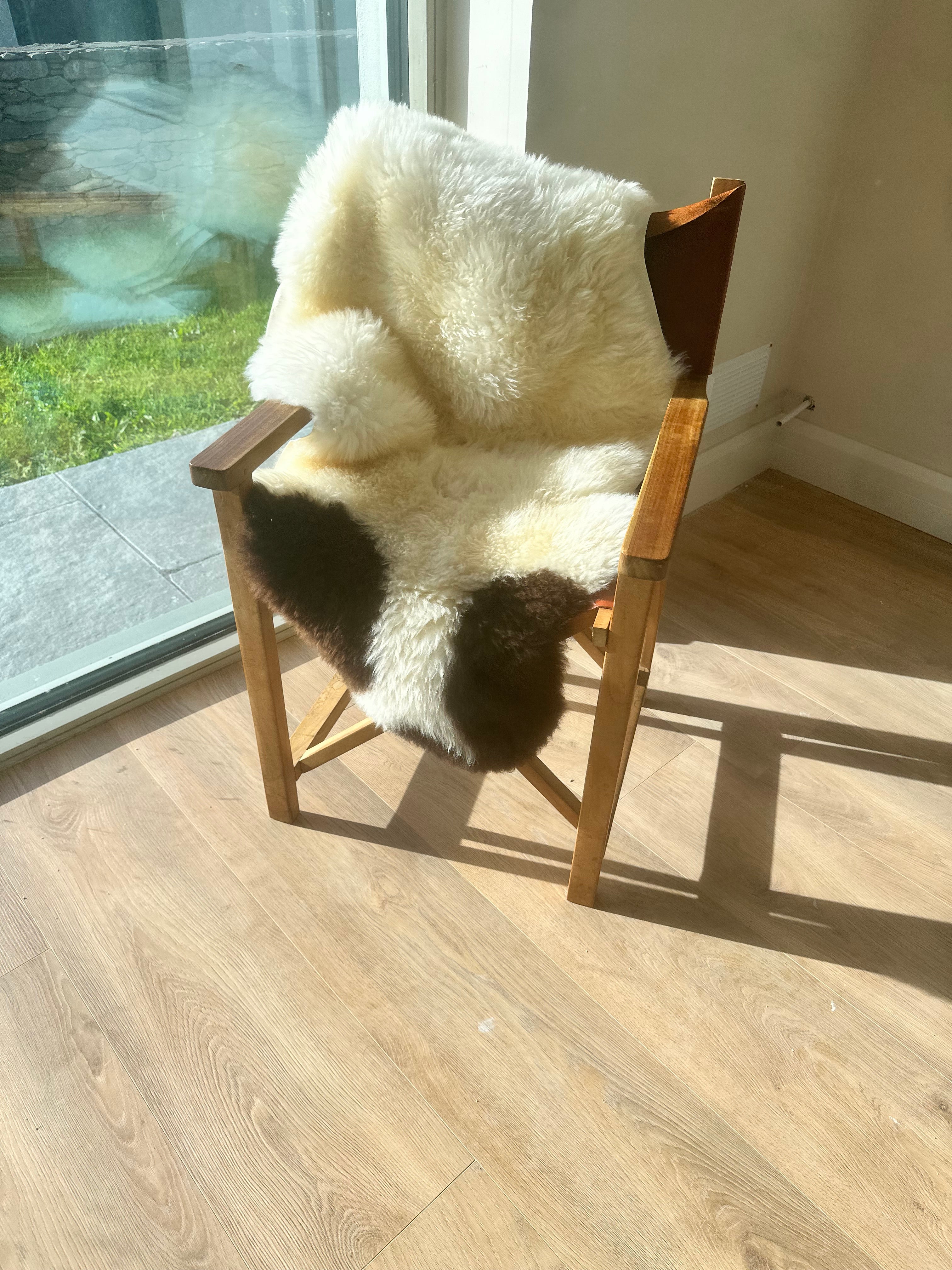 Catriona Lambskin Cream and White Rug