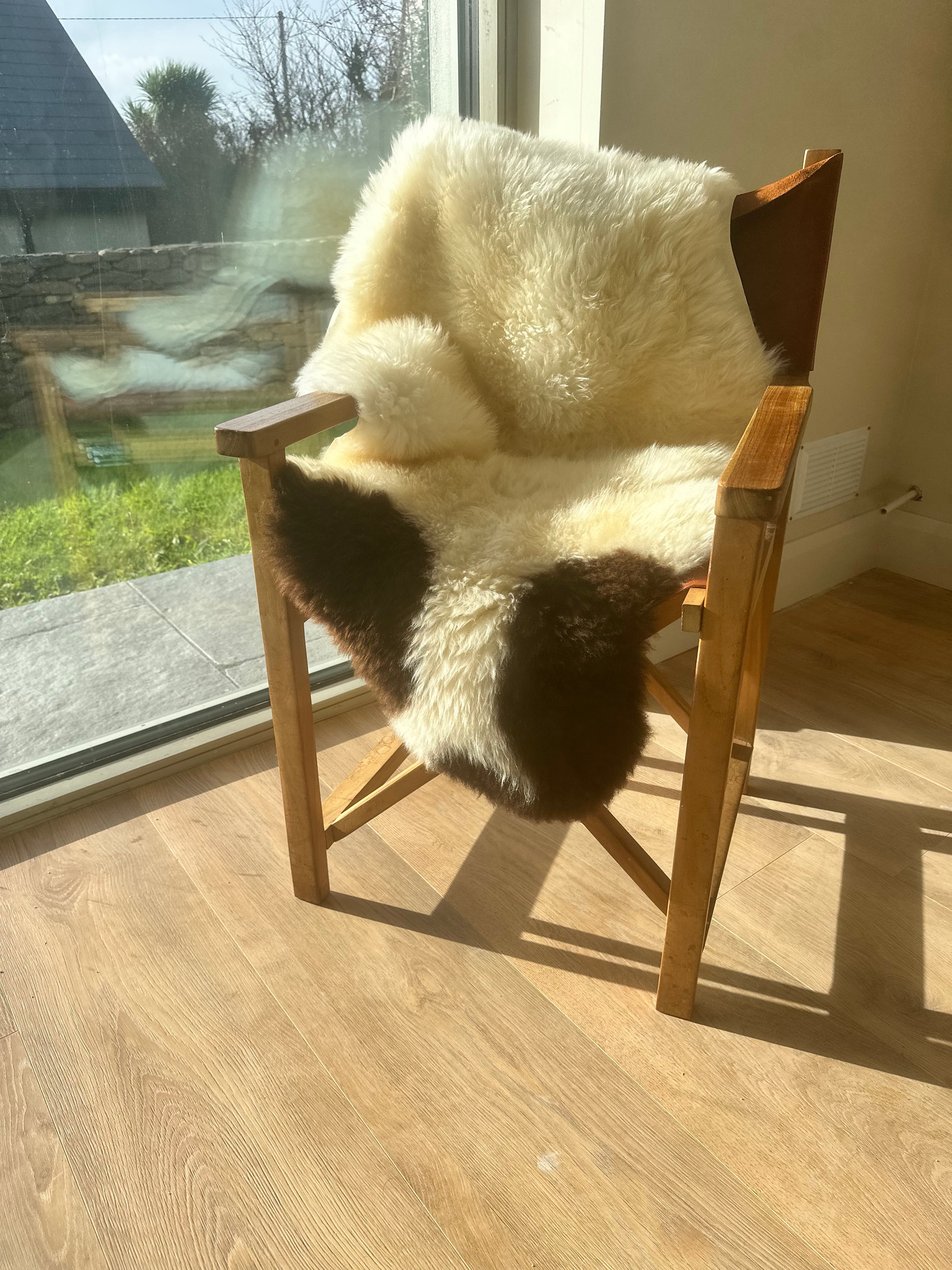 Catriona Lambskin Cream and White Rug