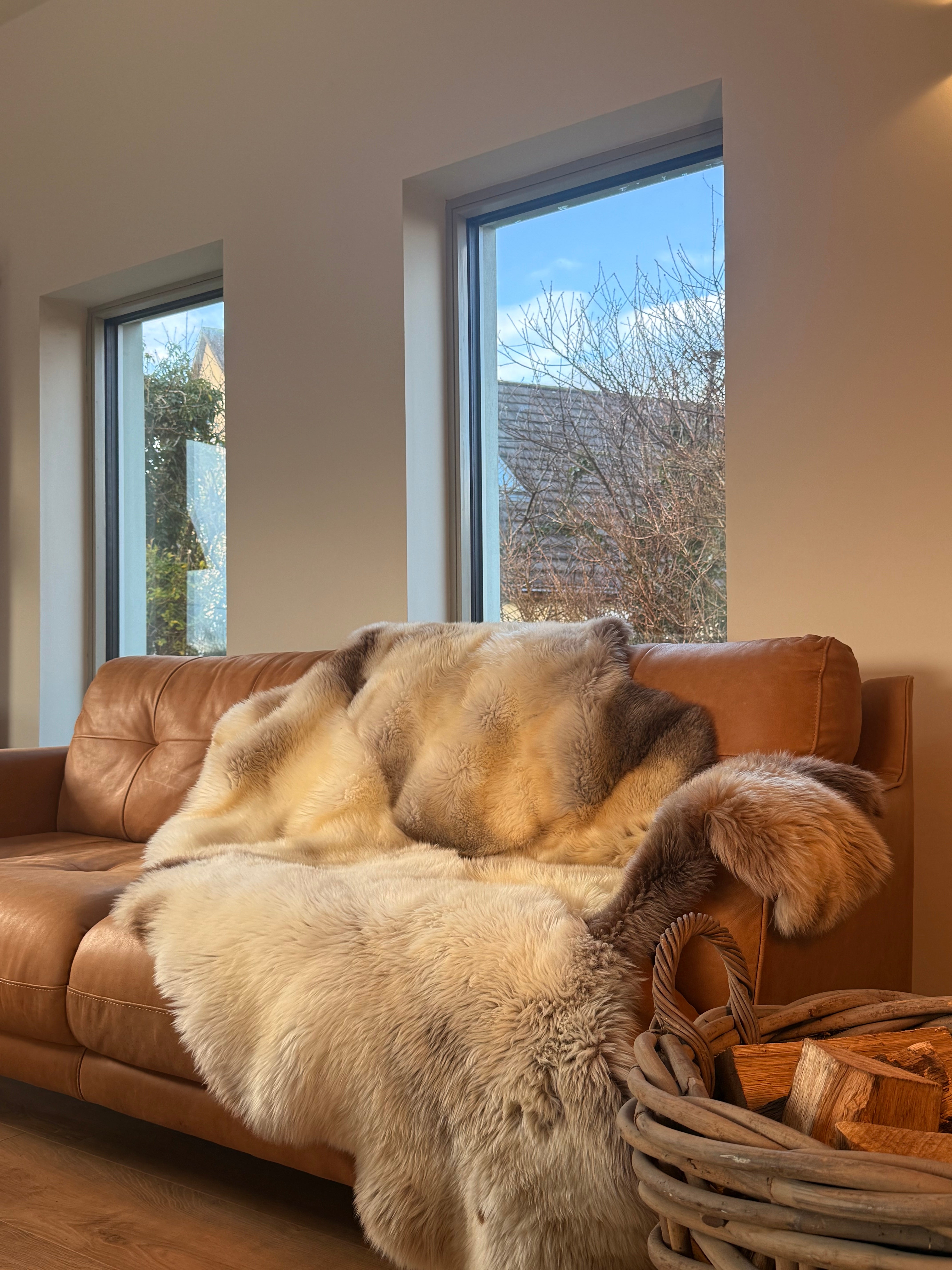 Natural sheepskin quad rug