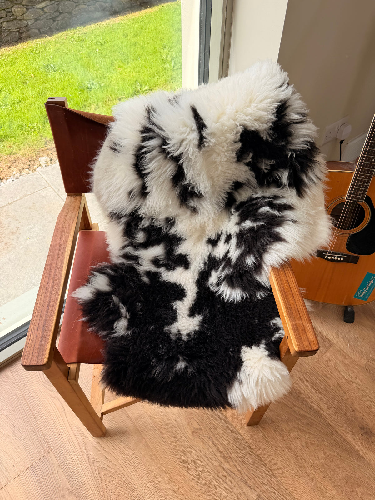Magpie Ridge Black & White Sheepskin Rug