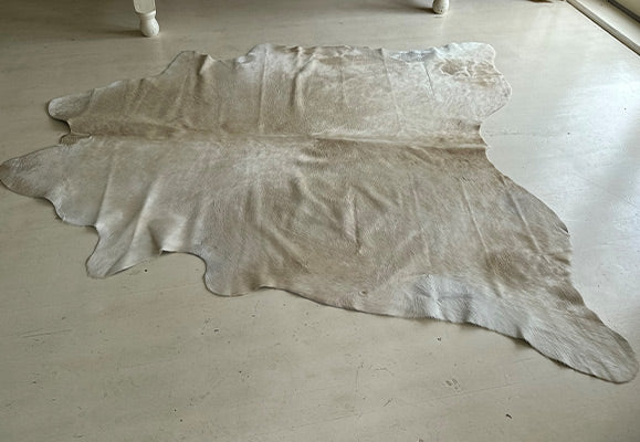 natural white cowhide rug