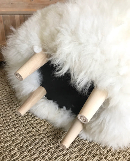 ‘Chimney Bay’ White/ Brown Round Sheepskin Stool