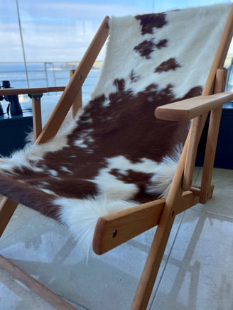 Sun Lounger/Deck Chair in Sheepskin and Cowhide