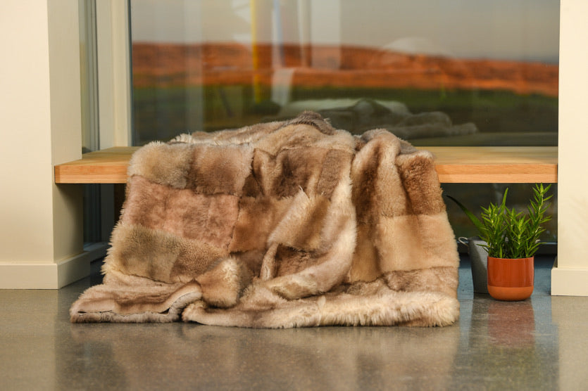 Lambskin Throw (Natural brown, fawn & cream)