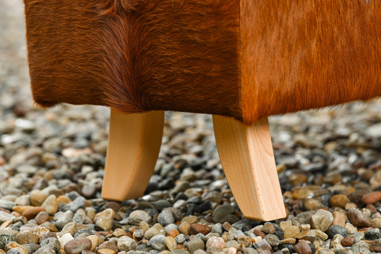 ‘Glanleam Beach’ Tan and White Cowhide Bench