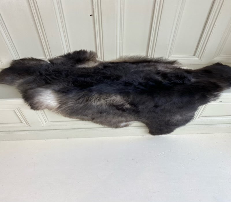 ‘Rita’ Unique Sheepskin Rug