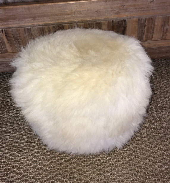 ‘Chimney Bay’ White/ Brown Round Sheepskin Stool