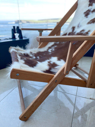 Sun Lounger/Deck Chair in Sheepskin and Cowhide