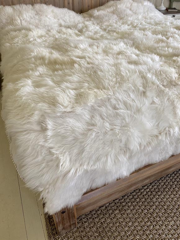luxurious sheepskin bed cover