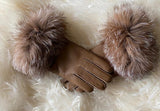 Tan lambskin gloves with fur trim